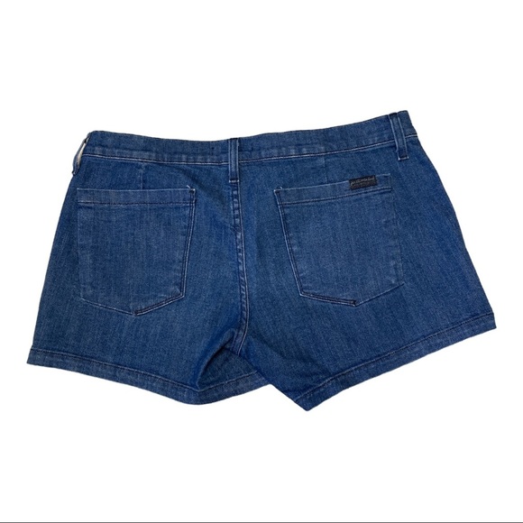 7 For All Mankind Two Tone Vintage Mid-Rise Jean Shorts  [069] - Picture 2 of 4